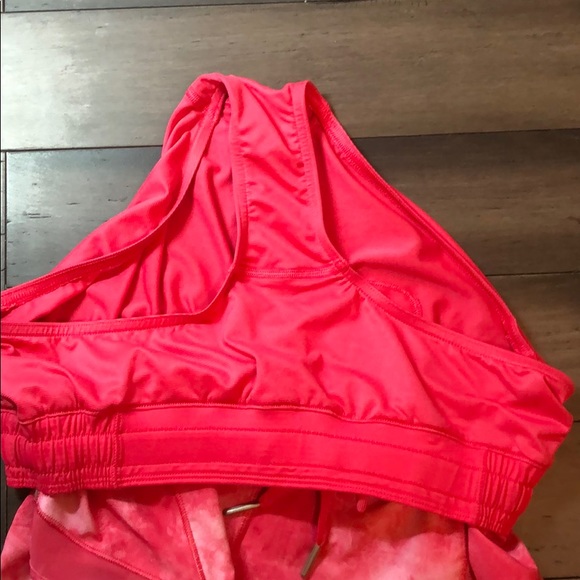 Lululemon Hotty hot short - Picture 4 of 16